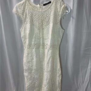 Elegant Cream Lace Dress